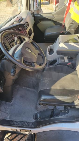 RENAULT C320 - Camión volquete: foto 5 RENAULT C320 - Camión volquete: foto 5