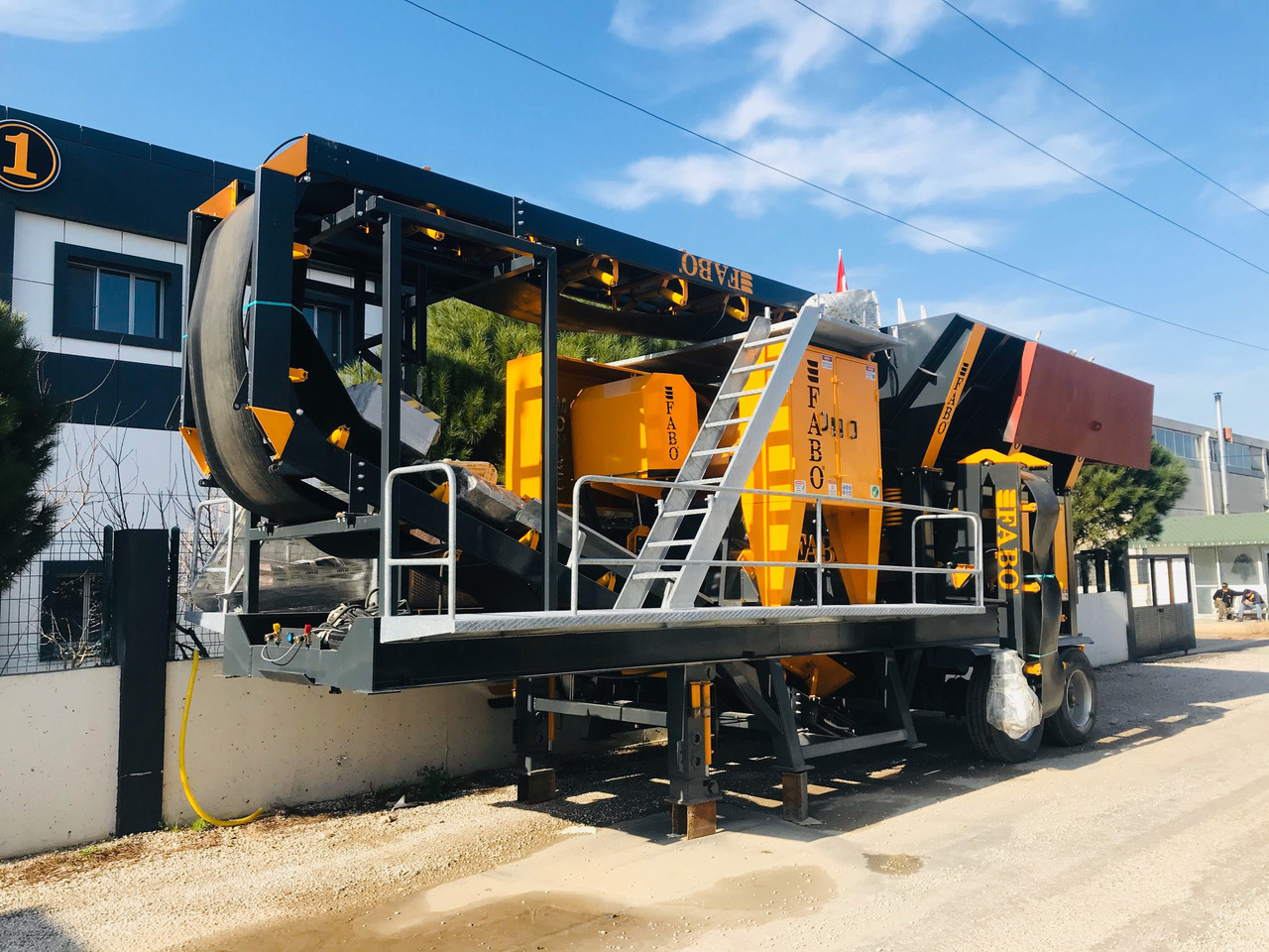 FABO Mobile crusher - Trituradora móvil: foto 2 FABO Mobile crusher - Trituradora móvil: foto 2