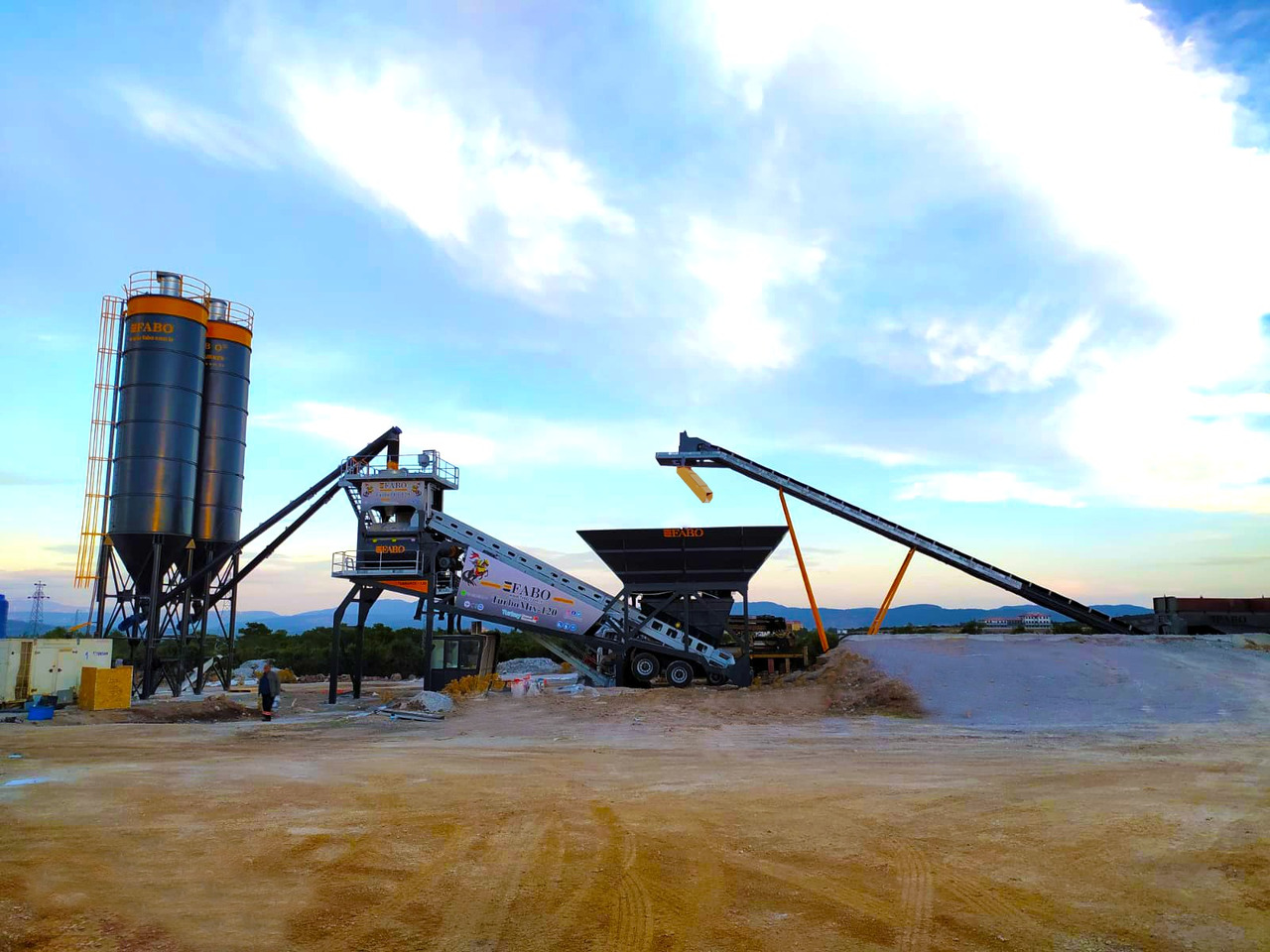 FABO mobile concrete batching plant - Planta de hormigón: foto 5 FABO mobile concrete batching plant - Planta de hormigón: foto 5