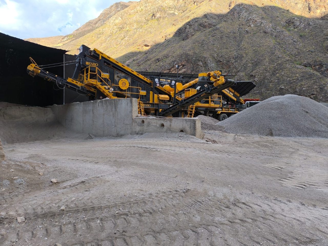FABO mobile impact crusher - Trituradora de impacto: foto 2 FABO mobile impact crusher - Trituradora de impacto: foto 2