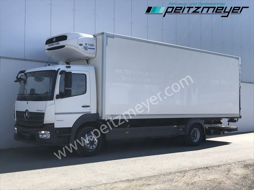 MERCEDES-BENZ Atego 1530 L Tiefkühlkoffer m. LBW, Thermoking T 1200 faltb. LBW 1,5 t., Seitentür, Trennwand - Camión frigorífico: foto 1 MERCEDES-BENZ Atego 1530 L Tiefkühlkoffer m. LBW, Thermoking T 1200 faltb. LBW 1,5 t., Seitentür, Trennwand - Camión frigorífico: foto 1