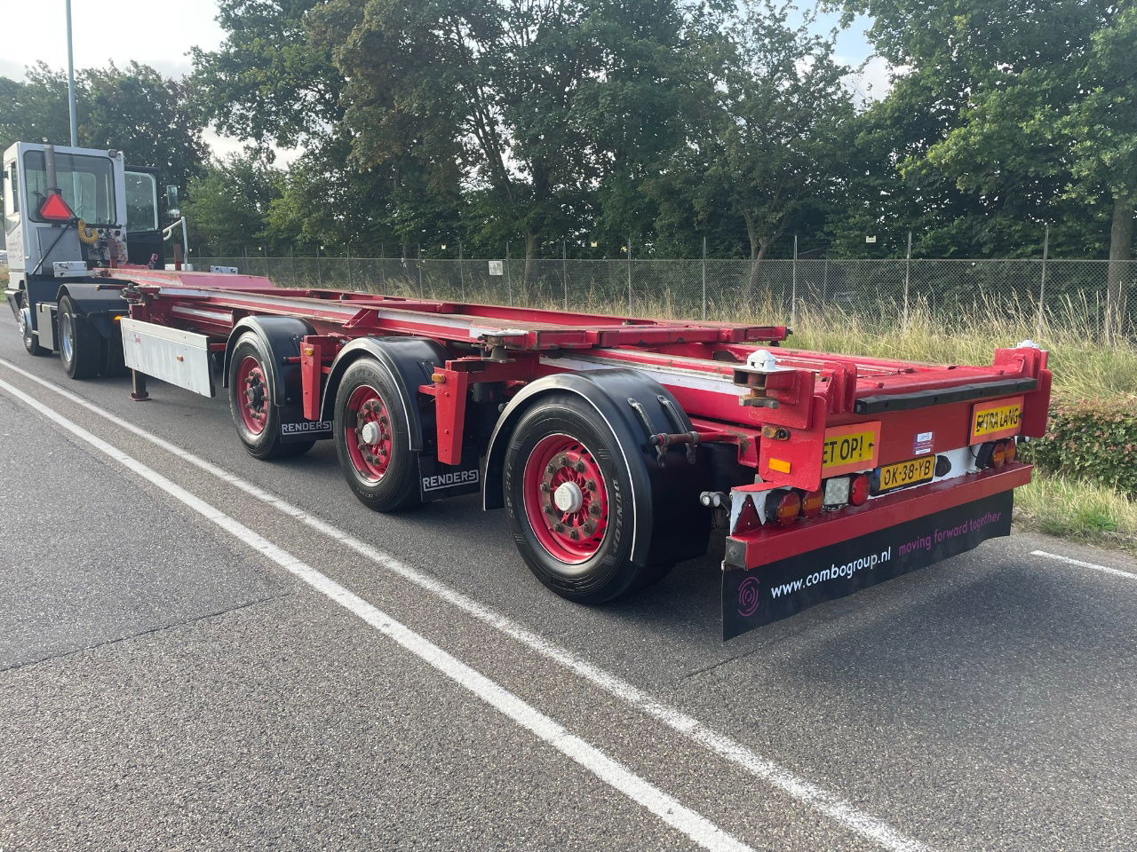 Renders ROC 16.27 CC X steering / Disc brakes /Lifting axle 20-30-40-45 FT HC - Semirremolque portacontenedore/ Intercambiable: foto 2 Renders ROC 16.27 CC X steering / Disc brakes /Lifting axle 20-30-40-45 FT HC - Semirremolque portacontenedore/ Intercambiable: foto 2