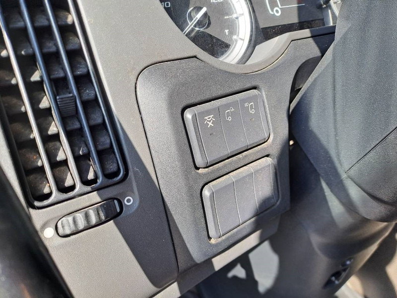 Cabeza tractora DAF FT XF480 Space cab: foto 14 Cabeza tractora DAF FT XF480 Space cab: foto 14