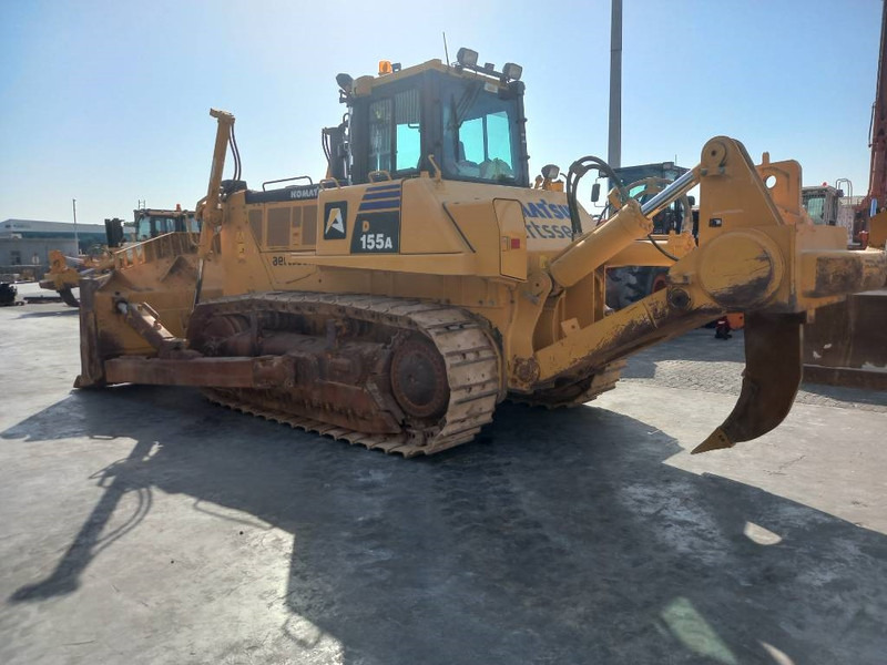 Komatsu D155-6R (4 pieces available in Abu Dhabi) - Bulldozer: foto 2 Komatsu D155-6R (4 pieces available in Abu Dhabi) - Bulldozer: foto 2