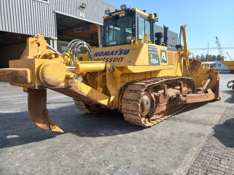Komatsu D155A-6R (4 pcs available in Abu Dhabi) - Bulldozer: foto 3 Komatsu D155A-6R (4 pcs available in Abu Dhabi) - Bulldozer: foto 3