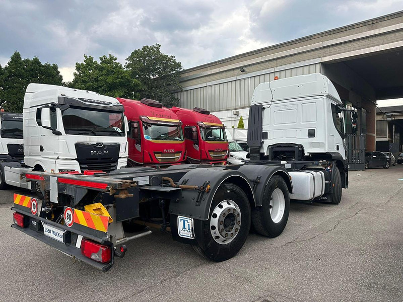 Iveco Stralis 460 - Camión chasis: foto 4 Iveco Stralis 460 - Camión chasis: foto 4