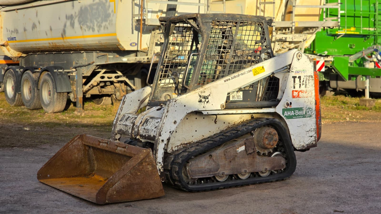 BOBCAT T140 - Minicargadora de cadenas: foto 4 BOBCAT T140 - Minicargadora de cadenas: foto 4