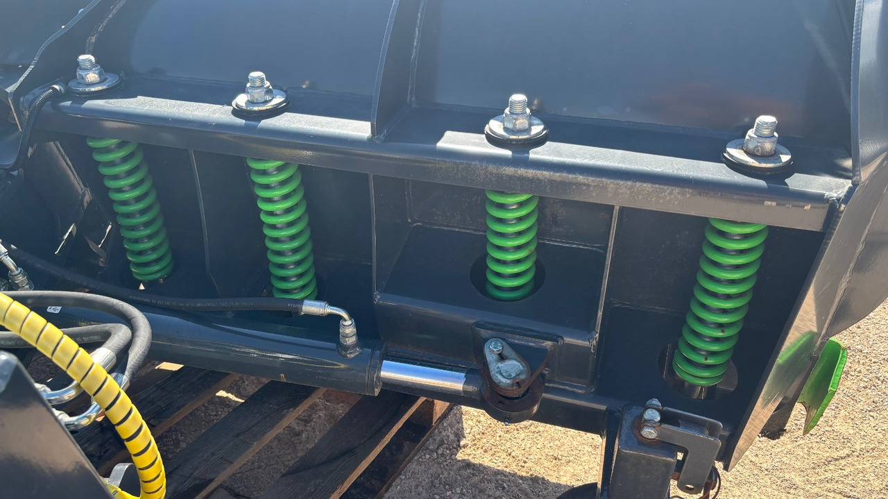 PMC VPL2900 - Cuchilla quitanieves para Cargadora de ruedas: foto 3 PMC VPL2900 - Cuchilla quitanieves para Cargadora de ruedas: foto 3