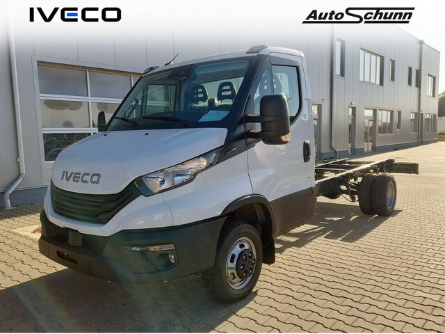 Camión chasis, Furgoneta nuevo IVECO Daily 35C16H3.0 COMFORT & CONSTRUCTION PACK...: foto 1