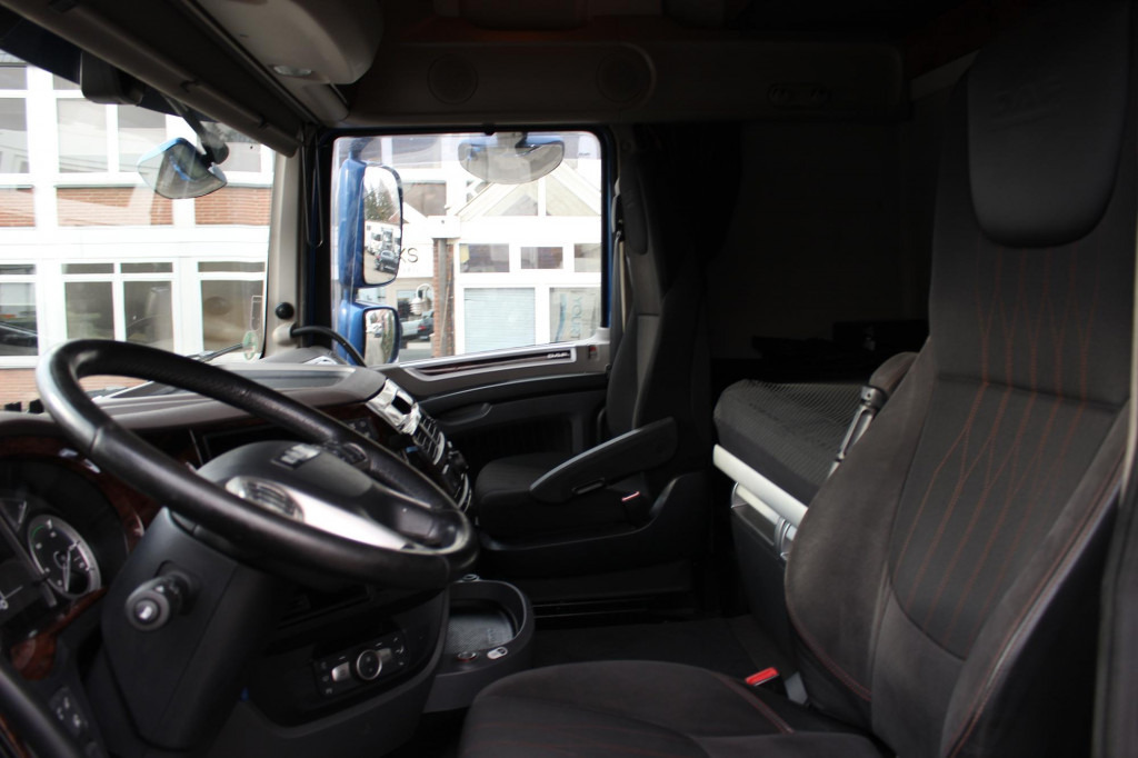 Daf 480 SSC Retarder Kühlbox 2 Tanks Standklima - Cabeza tractora: foto 4 Daf 480 SSC Retarder Kühlbox 2 Tanks Standklima - Cabeza tractora: foto 4