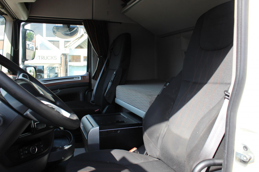 Daf XF 480 SC ACC Standklima Kühlbox 2 Liegen - Cabeza tractora: foto 3 Daf XF 480 SC ACC Standklima Kühlbox 2 Liegen - Cabeza tractora: foto 3