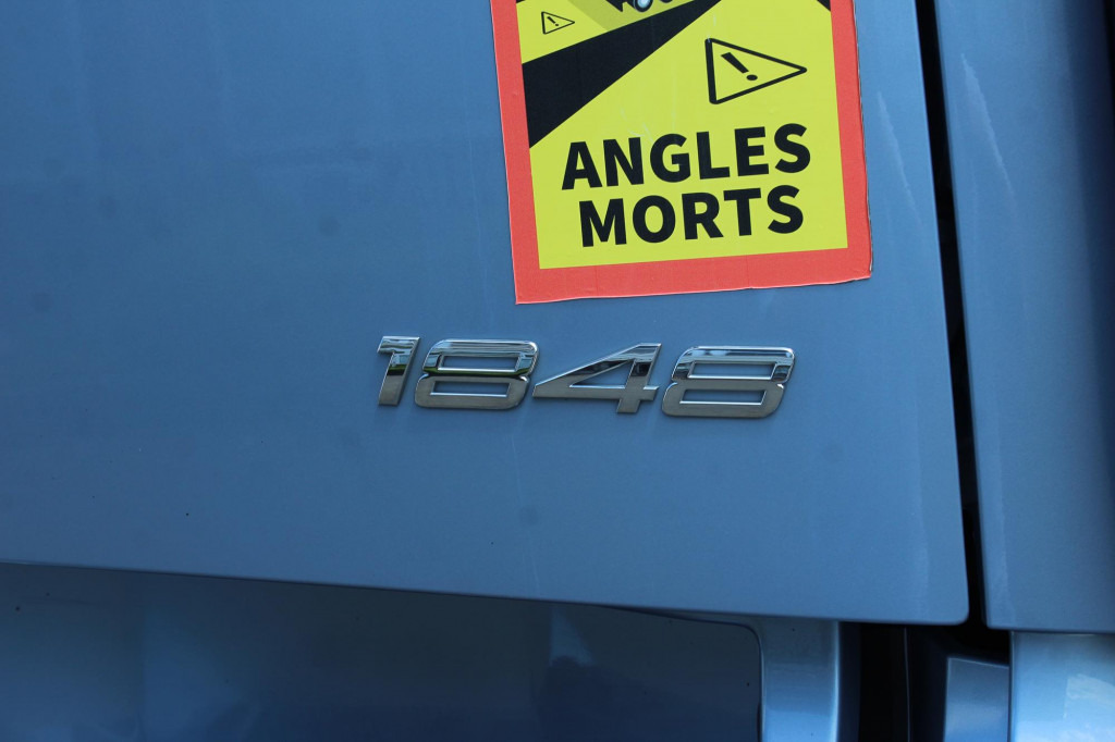 Leasing de Mercedes-Benz Arocs 1848 E6 Retarder   ACC   Hydraulik Mercedes-Benz Arocs 1848 E6 Retarder   ACC   Hydraulik: foto 13