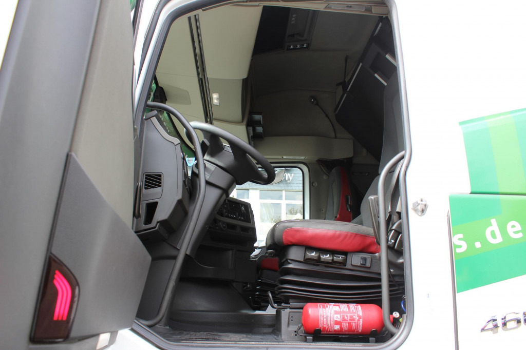 Volvo FH 460 E6 Globetrotter 2 Tanks i-Park Cool - Cabeza tractora: foto 4 Volvo FH 460 E6 Globetrotter 2 Tanks i-Park Cool - Cabeza tractora: foto 4