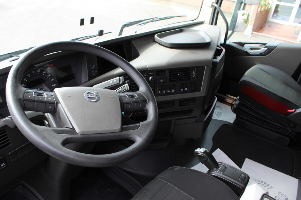 Volvo FH 460 E6 Globetrotter 2 Tanks i-Park Cool - Cabeza tractora: foto 5 Volvo FH 460 E6 Globetrotter 2 Tanks i-Park Cool - Cabeza tractora: foto 5