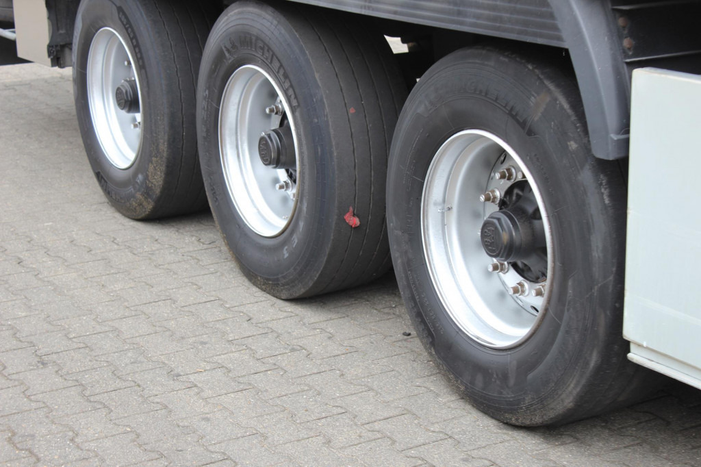 Chereau TK SLXi Spectrum Bi-Multi-Temp. TW FRC 26 - Semirremolque frigorífico: foto 4 Chereau TK SLXi Spectrum Bi-Multi-Temp. TW FRC 26 - Semirremolque frigorífico: foto 4