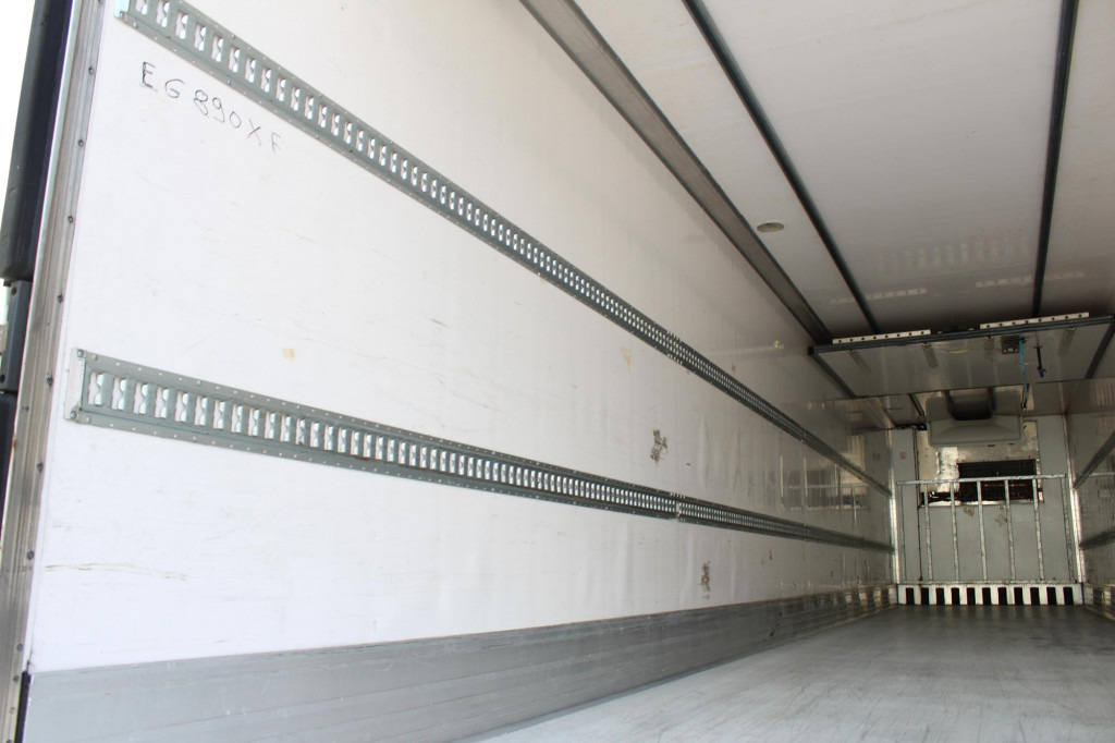 Lamberet TK SLXe Spectrum 2,65h Bi-Multi-Temp. TW FRC25 - Semirremolque frigorífico: foto 2 Lamberet TK SLXe Spectrum 2,65h Bi-Multi-Temp. TW FRC25 - Semirremolque frigorífico: foto 2