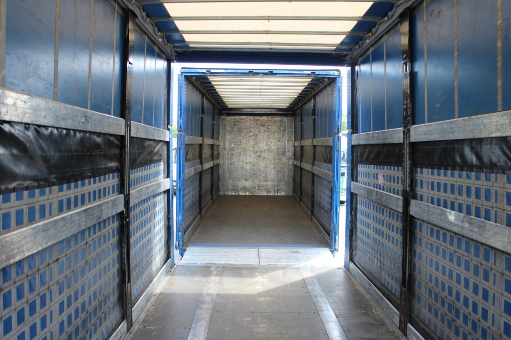 MAN TGX 26.460 Retarder Jumbo-Zug 120M3 Durchlade - Camión lona: foto 2 MAN TGX 26.460 Retarder Jumbo-Zug 120M3 Durchlade - Camión lona: foto 2