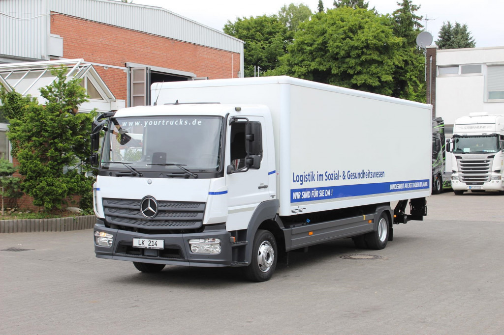 Mercedes-Benz Atego 1221 E6 Koffer Flach! Schalter LBW ACC - Camión caja cerrada: foto 1 Mercedes-Benz Atego 1221 E6 Koffer Flach! Schalter LBW ACC - Camión caja cerrada: foto 1
