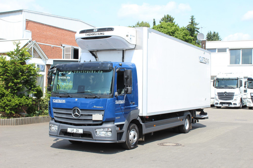 Mercedes-Benz Atego 1223 E6 TK T-800 R Strom LBW 298Tkm - Camión frigorífico: foto 1 Mercedes-Benz Atego 1223 E6 TK T-800 R Strom LBW 298Tkm - Camión frigorífico: foto 1