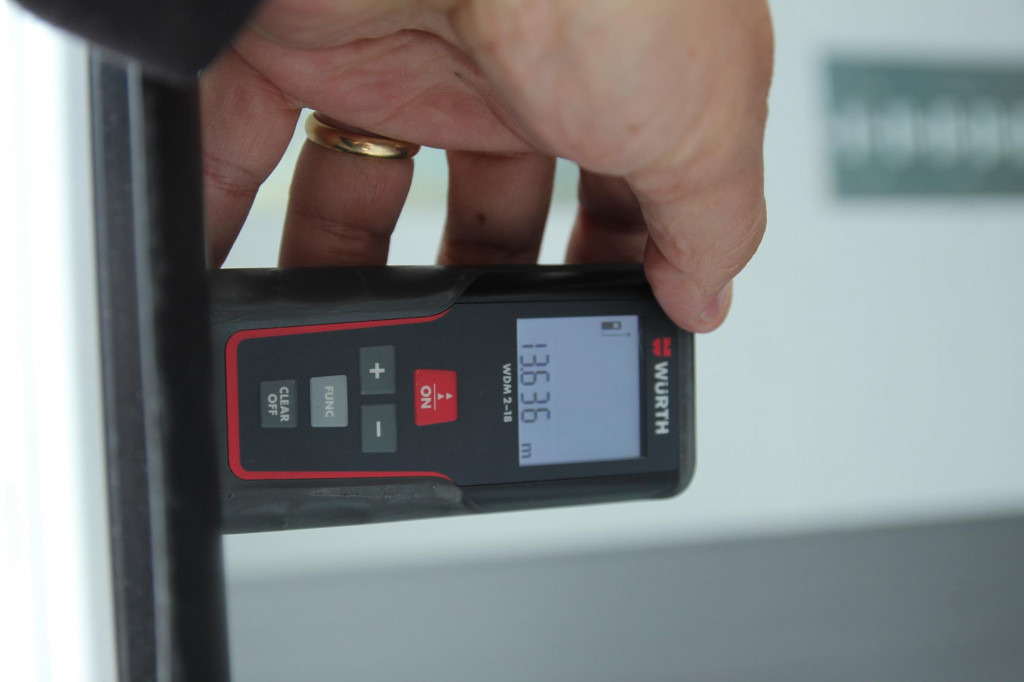 SCHMITZ Koffer DS Liftachse 4x Pal.-Kasten NEU ! - Semirremolque caja cerrada: foto 4 SCHMITZ Koffer DS Liftachse 4x Pal.-Kasten NEU ! - Semirremolque caja cerrada: foto 4