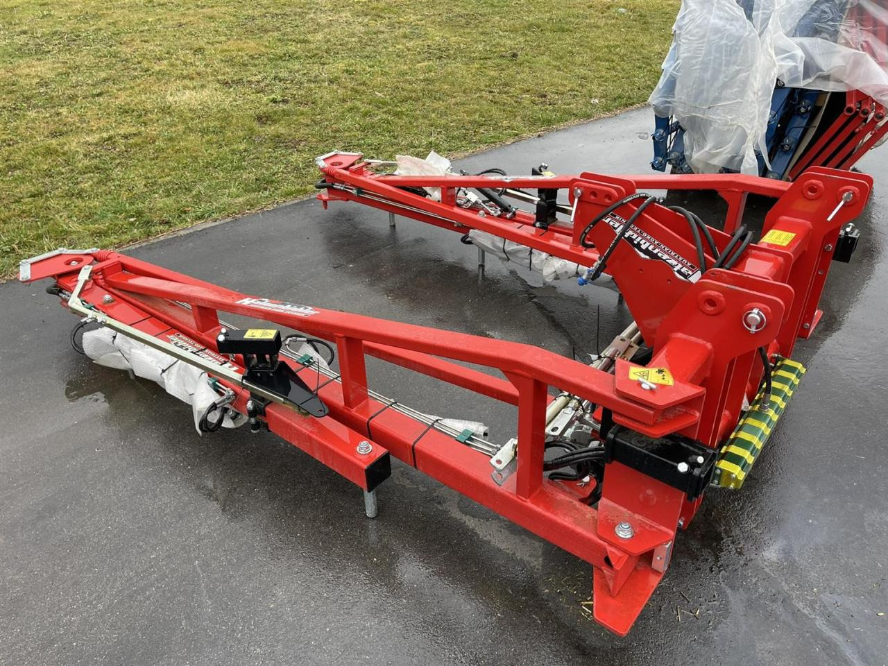 Hatzenbichler Striegel mit hydraulischer Druckverstellung, 12m, Bj. 2023, Hatzenbichler neuwertig - Grada: foto 2 Hatzenbichler Striegel mit hydraulischer Druckverstellung, 12m, Bj. 2023, Hatzenbichler neuwertig - Grada: foto 2