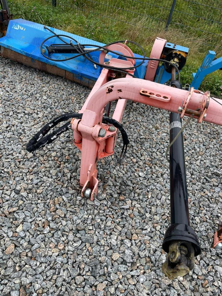 KDL180 Mulcher - Desbrozadora de martillos: foto 1 KDL180 Mulcher - Desbrozadora de martillos: foto 1