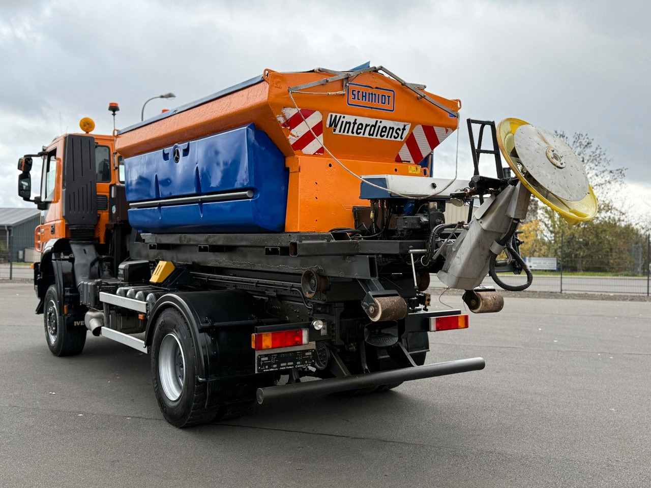 Iveco Trakker 330 EEV Winterdienst Abroll - Camión multibasculante: foto 5 Iveco Trakker 330 EEV Winterdienst Abroll - Camión multibasculante: foto 5