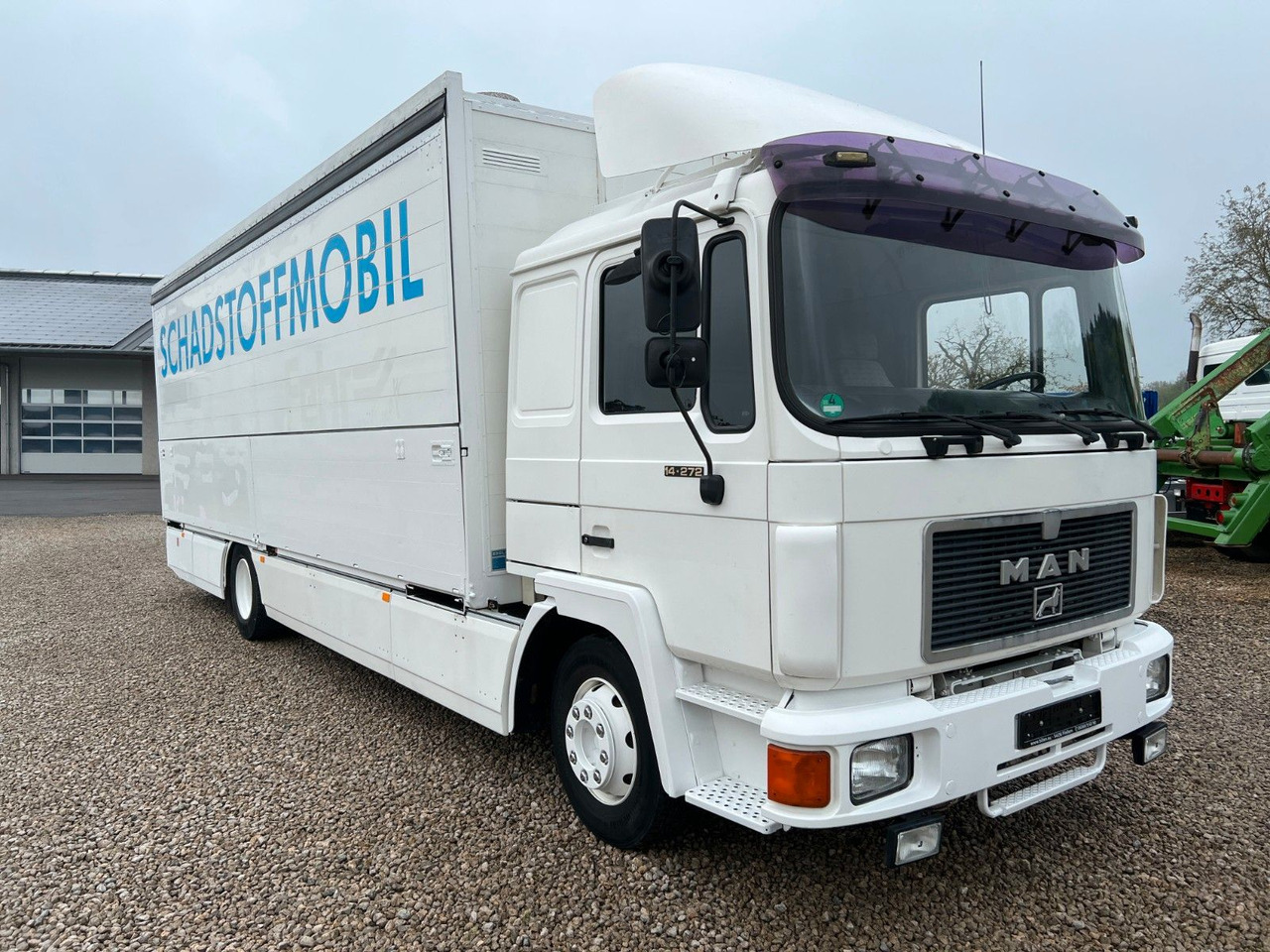 MAN 14.272 Schwenkwand / Schadstoffmobil MAN 14.272 Schwenkwand / Schadstoffmobil - Camión transporte de bebidas: foto 4 MAN 14.272 Schwenkwand / Schadstoffmobil MAN 14.272 Schwenkwand / Schadstoffmobil - Camión transporte de bebidas: foto 4