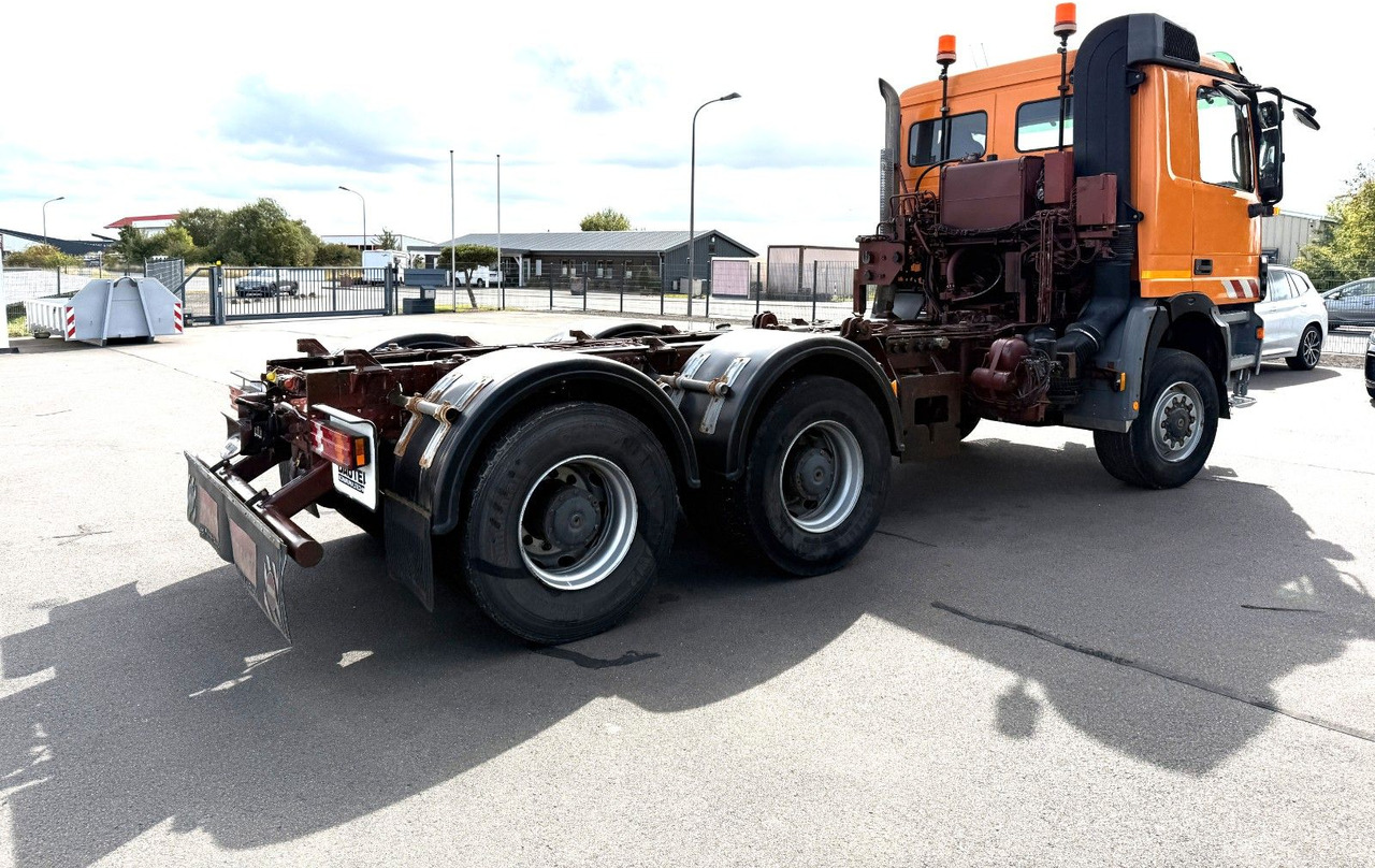 Mercedes-Benz Actros 3340 6x6 Dautel Wechselsystem + Kupplung - Camión chasis: foto 4 Mercedes-Benz Actros 3340 6x6 Dautel Wechselsystem + Kupplung - Camión chasis: foto 4