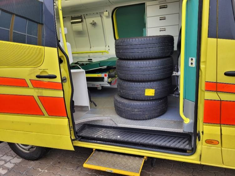 MERCEDES – BENZ SPRINTER 2.2D AMBULANCE (PROFILE) KLIMA 11.2014 EURO 5  - Ambulancia: foto 5 MERCEDES – BENZ SPRINTER 2.2D AMBULANCE (PROFILE) KLIMA 11.2014 EURO 5  - Ambulancia: foto 5