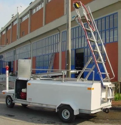 Water Trailer DENGE TW-1200 - Equipo de apoyo en tierra: foto 2 Water Trailer DENGE TW-1200 - Equipo de apoyo en tierra: foto 2