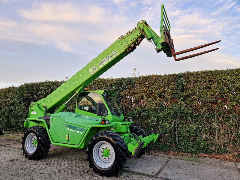 Merlo P40.17 - Manipulador telescópico: foto 3 Merlo P40.17 - Manipulador telescópico: foto 3