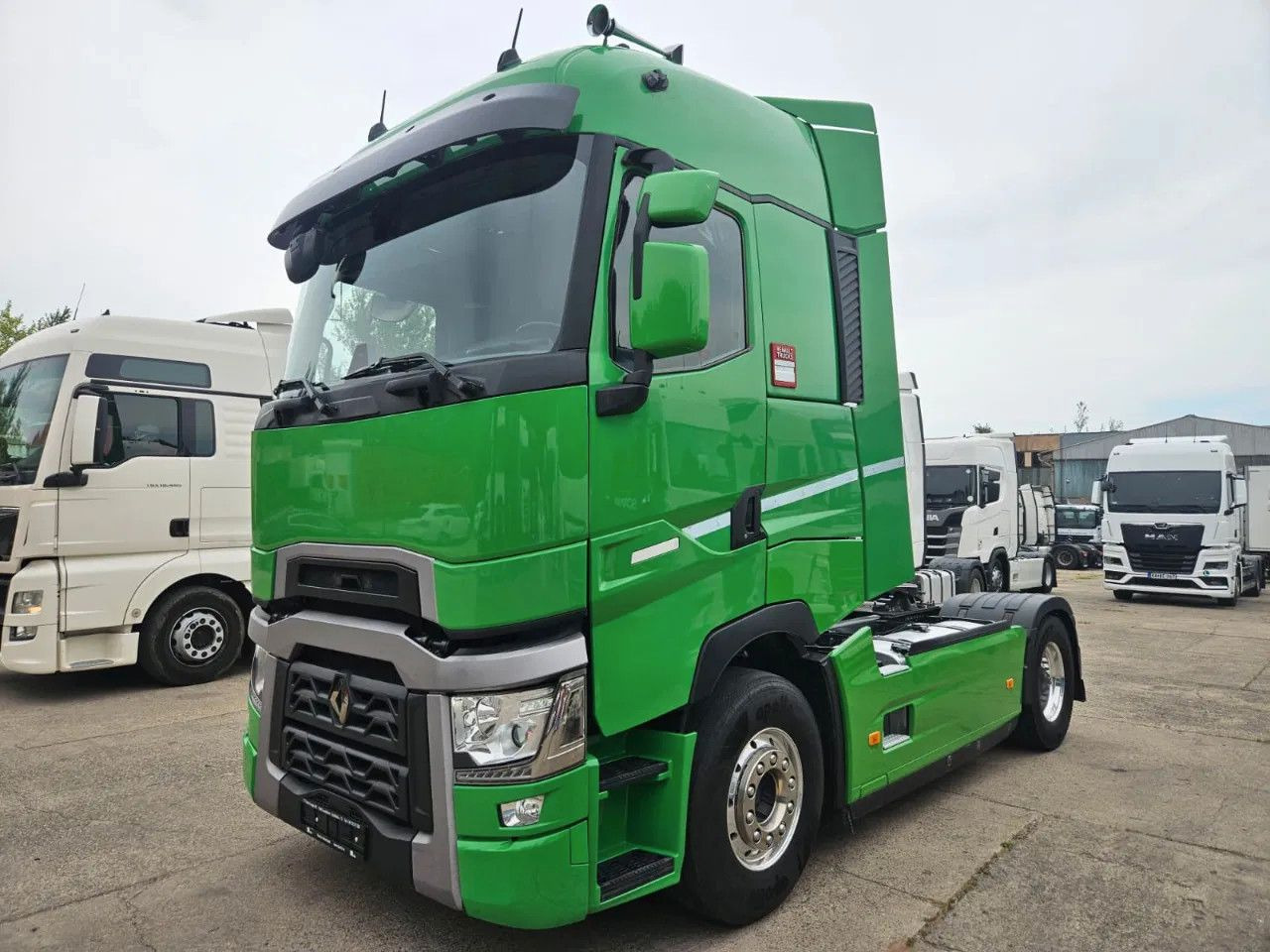 Renault T520 HSC, Navi, Standklima, Horns, Full Spoiler, - Cabeza tractora: foto 1 Renault T520 HSC, Navi, Standklima, Horns, Full Spoiler, - Cabeza tractora: foto 1