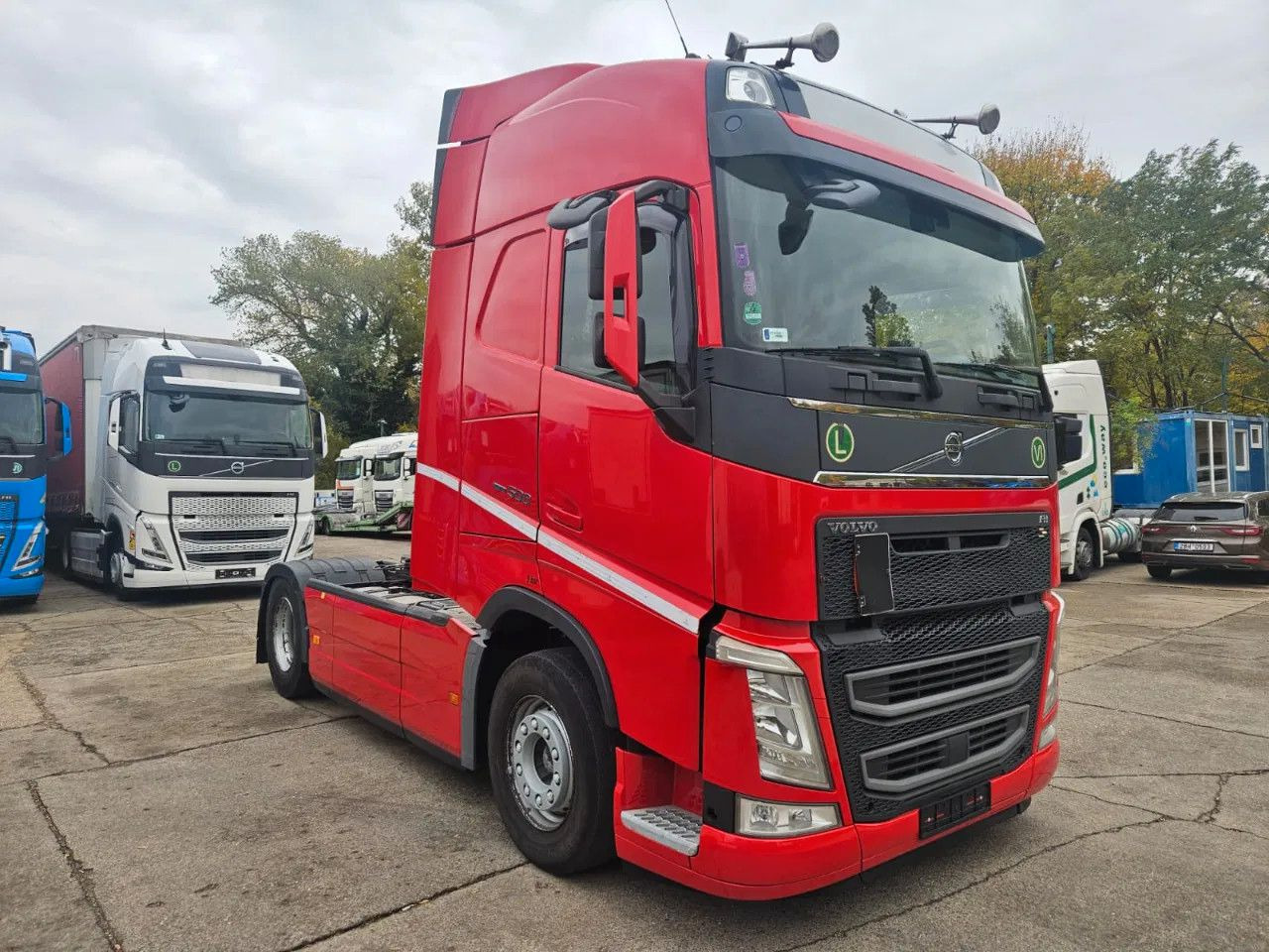 Volvo FH 500 I-Park, Full Spoiler, TV stand - Cabeza tractora: foto 2 Volvo FH 500 I-Park, Full Spoiler, TV stand - Cabeza tractora: foto 2