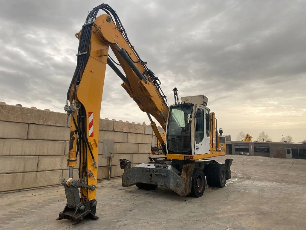 Liebherr A 904 C Litronic - Manipulador de materiales: foto 4 Liebherr A 904 C Litronic - Manipulador de materiales: foto 4