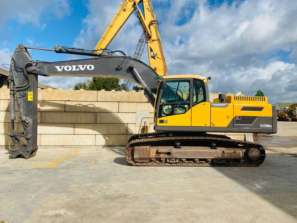Volvo EC 250 D N L - Excavadora de cadenas: foto 1 Volvo EC 250 D N L - Excavadora de cadenas: foto 1