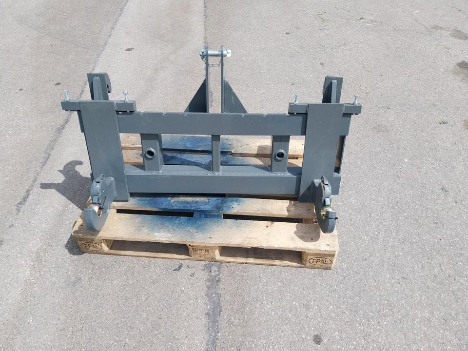 Adapter Merlo Teleskoplader auf 3 Punkt Kat II Palettengabel - Acoplamiento rápido para Manipulador telescópico: foto 4 Adapter Merlo Teleskoplader auf 3 Punkt Kat II Palettengabel - Acoplamiento rápido para Manipulador telescópico: foto 4