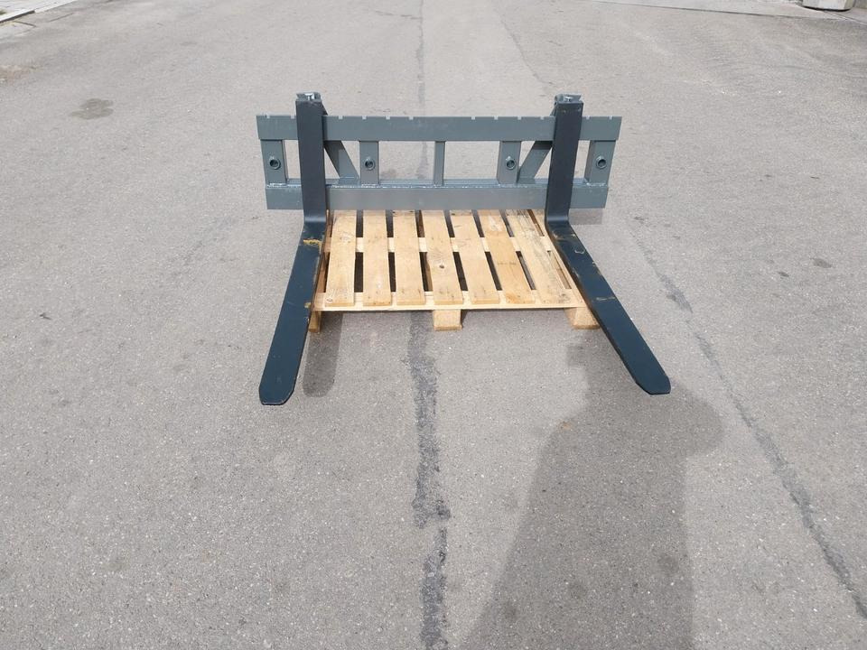 Neue Palettengabel 2,5to 1,5m breit Euro Gabel Frontlader Fendt - Horquillas: foto 2 Neue Palettengabel 2,5to 1,5m breit Euro Gabel Frontlader Fendt - Horquillas: foto 2