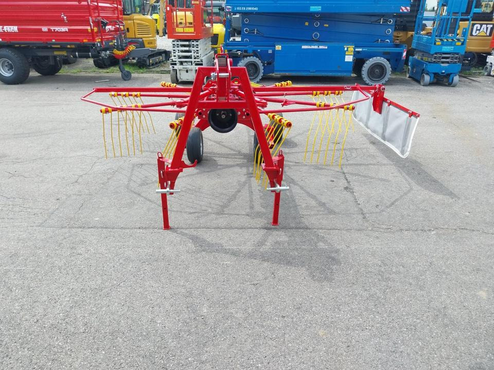 Neuen Kreiselschwader Schwader 3,5m KN-350 Pöttinger - Henificadora: foto 2 Neuen Kreiselschwader Schwader 3,5m KN-350 Pöttinger - Henificadora: foto 2