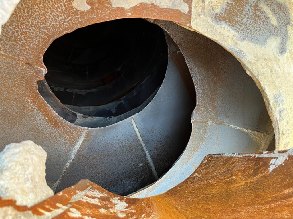 MERCEDES-BENZ Arocs 3236 8x4 Betonmischer Deutsch Top AP Achsen - Camión: foto 4 MERCEDES-BENZ Arocs 3236 8x4 Betonmischer Deutsch Top AP Achsen - Camión: foto 4