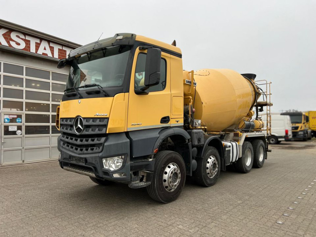 MERCEDES-BENZ Arocs 3240 B 8x4 Betonmischer Deutsch Top Liebherr - Camión: foto 1 MERCEDES-BENZ Arocs 3240 B 8x4 Betonmischer Deutsch Top Liebherr - Camión: foto 1