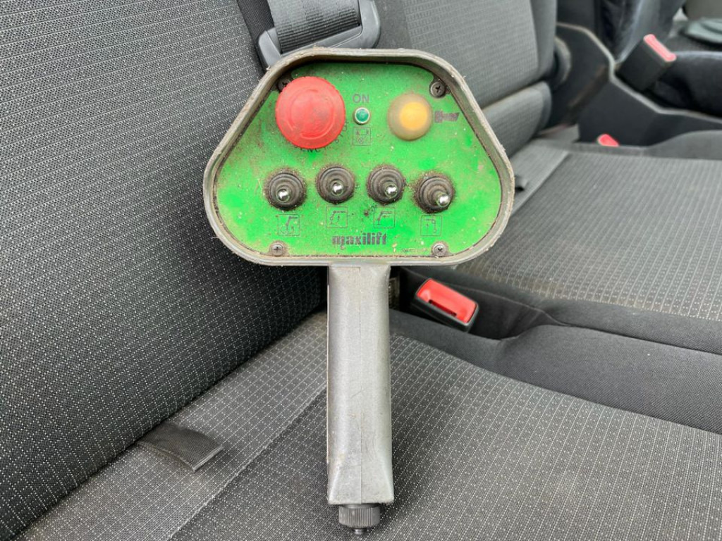 MAN TG-E 6.120 Pritsche Heckkran Funk - Caja abierta furgoneta: foto 2 MAN TG-E 6.120 Pritsche Heckkran Funk - Caja abierta furgoneta: foto 2