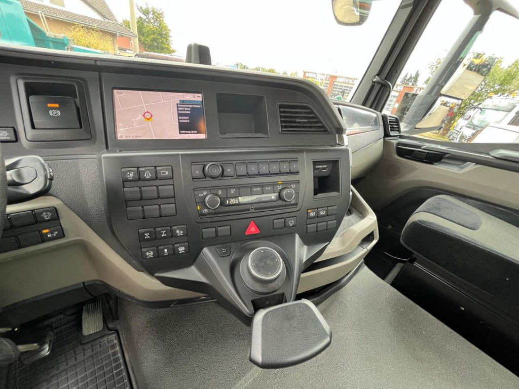 MAN TG-S 37.470 8x4 4-Achs Kipper Meiller Bordmatik - Camión volquete: foto 3 MAN TG-S 37.470 8x4 4-Achs Kipper Meiller Bordmatik - Camión volquete: foto 3