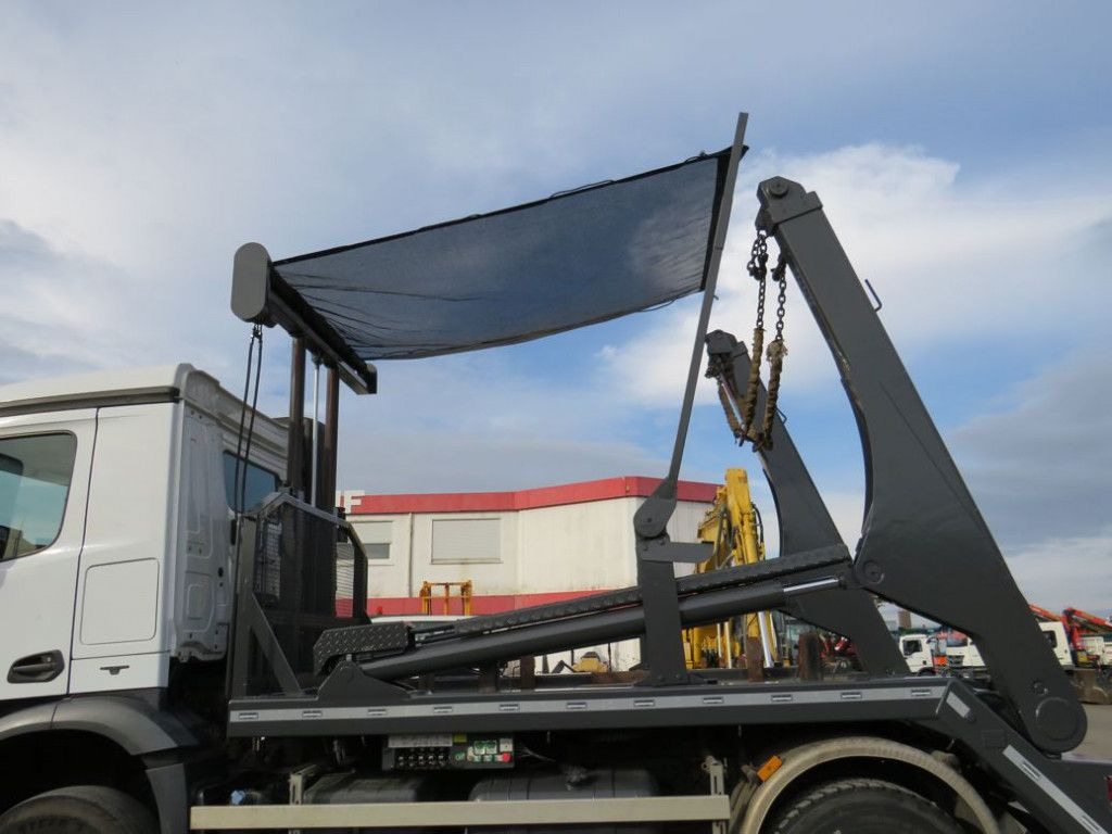 Mercedes-Benz Actros 1840 K 4x2 Absetzkipper Euro 6 - Camión portacontenedor de cadenas: foto 4 Mercedes-Benz Actros 1840 K 4x2 Absetzkipper Euro 6 - Camión portacontenedor de cadenas: foto 4