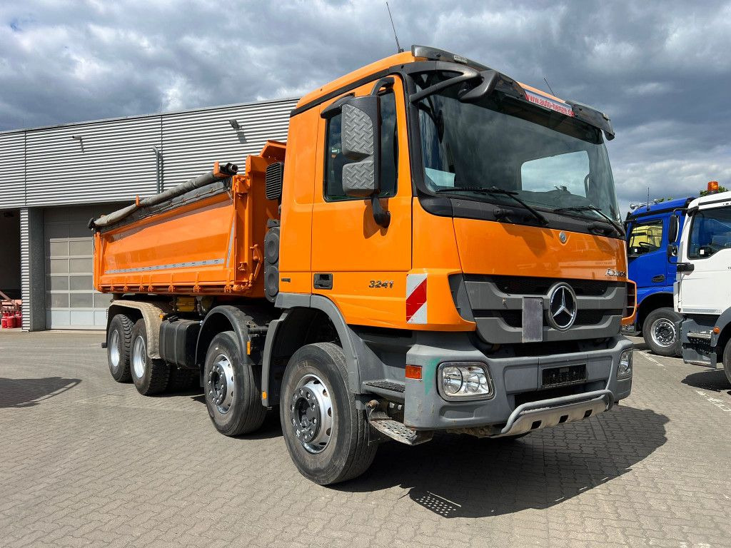 Mercedes-Benz Actros 3241 K 8x4 4-Achs Kipper Meiller Deutsch - Camión volquete: foto 2 Mercedes-Benz Actros 3241 K 8x4 4-Achs Kipper Meiller Deutsch - Camión volquete: foto 2