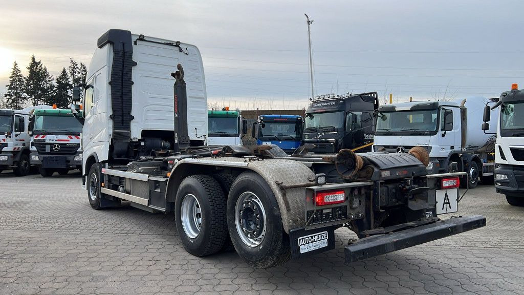 Volvo FH 500 6x2 Abrollkipper Funkfernbedienung - Camión multibasculante: foto 3 Volvo FH 500 6x2 Abrollkipper Funkfernbedienung - Camión multibasculante: foto 3
