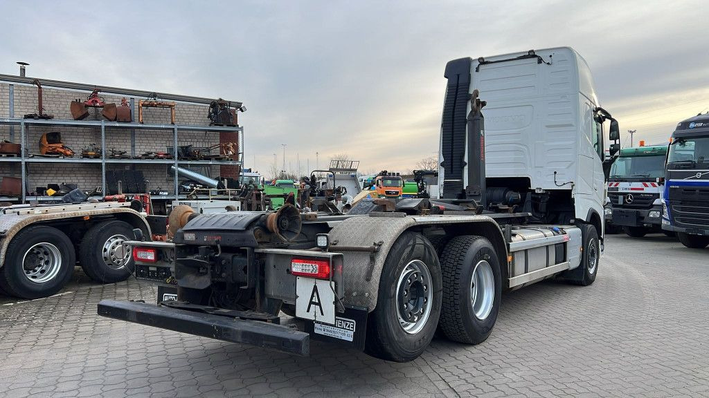 Volvo FH 500 6x2 Abrollkipper Funkfernbedienung - Camión multibasculante: foto 4 Volvo FH 500 6x2 Abrollkipper Funkfernbedienung - Camión multibasculante: foto 4