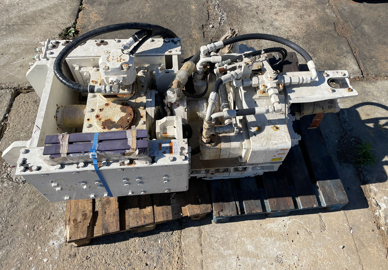 YBM CO. LTD DRIFTER VD-SM401 - Implemento para Perforadora: foto 4 YBM CO. LTD DRIFTER VD-SM401 - Implemento para Perforadora: foto 4