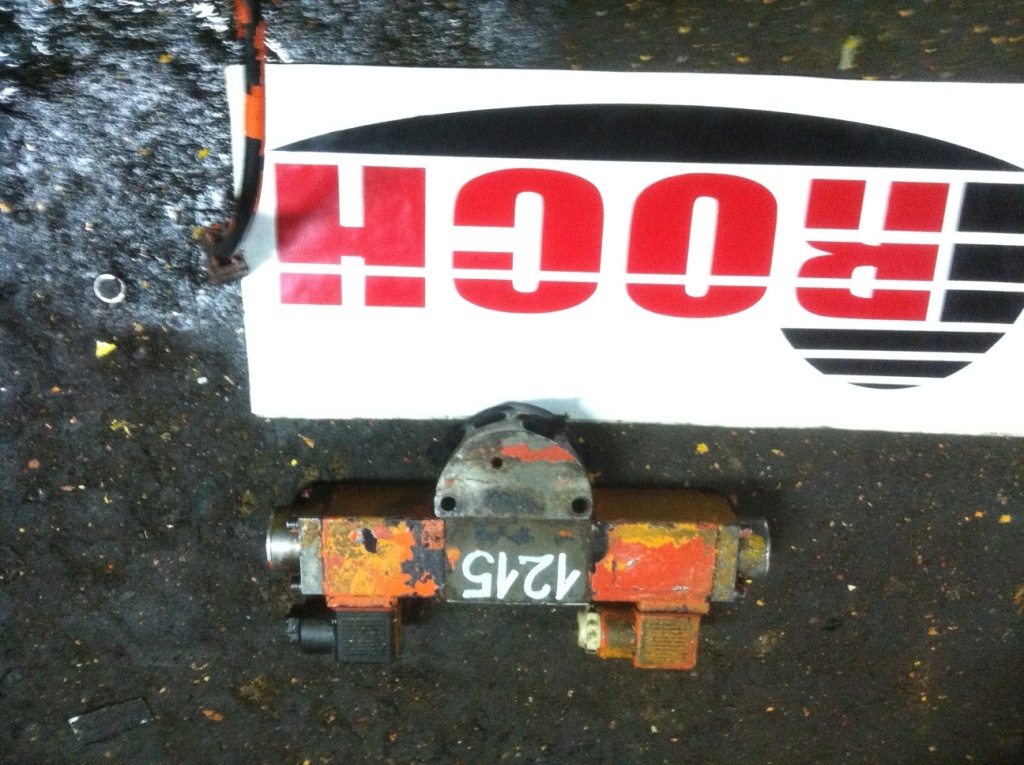 KRACHT WL4 SFZ04XP2 EK1 Z610 - 1 SEKCYJNY + KOŚĆ + CEWKI - Válvula hidráulica para Maquinaria de construcción: foto 1 KRACHT WL4 SFZ04XP2 EK1 Z610 - 1 SEKCYJNY + KOŚĆ + CEWKI - Válvula hidráulica para Maquinaria de construcción: foto 1