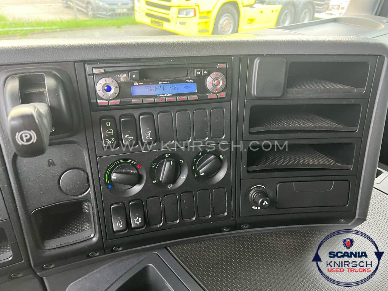 Camión caja cerrada SCANIA P 270 DB4x2MNA: foto 15 Camión caja cerrada SCANIA P 270 DB4x2MNA: foto 15